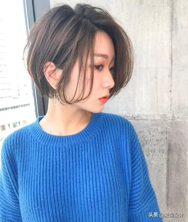 45岁女人短发最新发型图片_短发最新发型图片2024女_2024短发最新发型图片