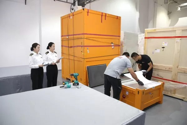 要看新的小玲玩具_我看小玲玩具_想要看小玲玩具