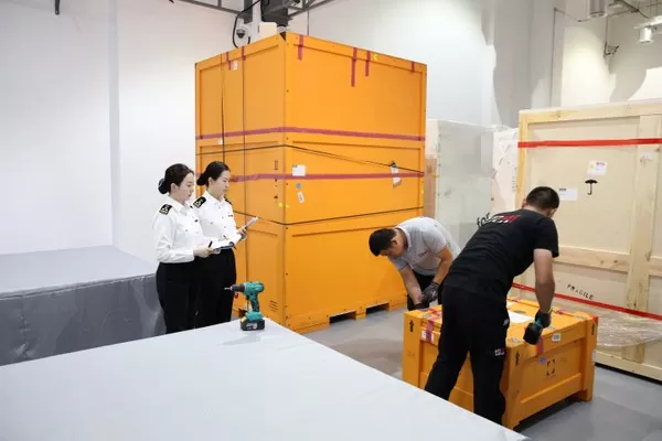 要看新的小玲玩具_想要看小玲玩具_我看小玲玩具